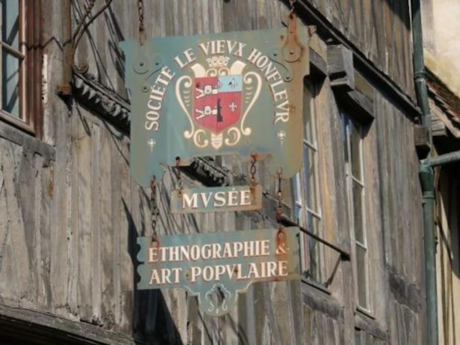 Bienvenue Chez Vous Leilighet Honfleur Eksteriør bilde